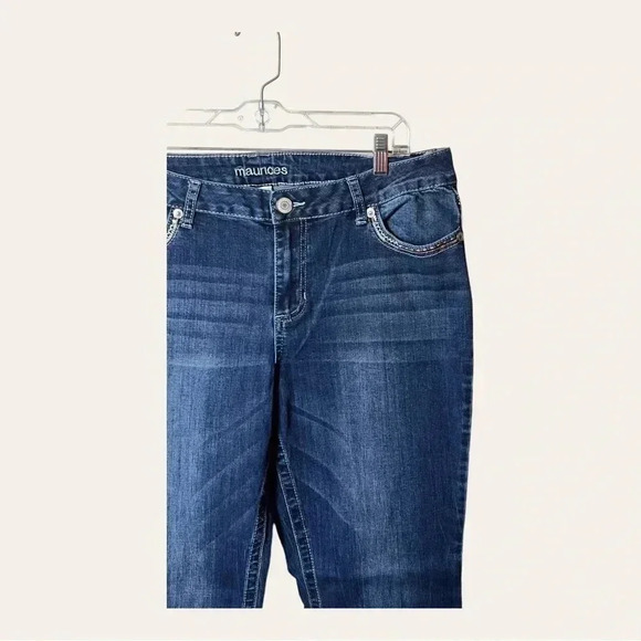 0854. MAURICES JEANS MEDIUM WASH IN COLOR SIZE 15/16 - Picture 2 of 9